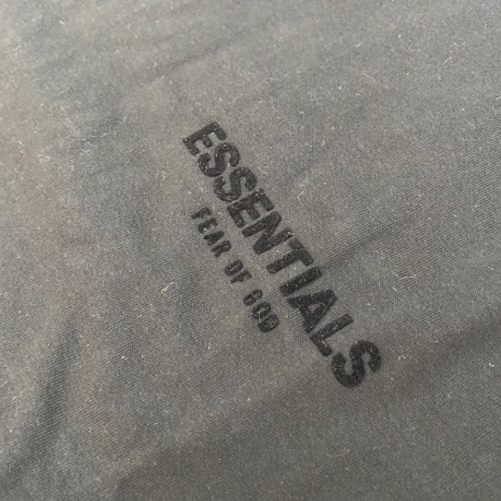 Camiseta Fear Of God Essentials Stretch Limo SS22