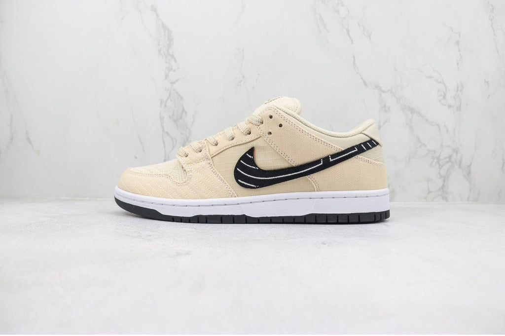Nike SB Dunk Low Albino & Preto 'Jiu-Jitsu'