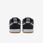 Nike SB Dunk Low Black Gum